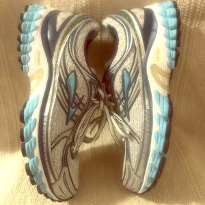 Brooks Trance 11 running shoes
